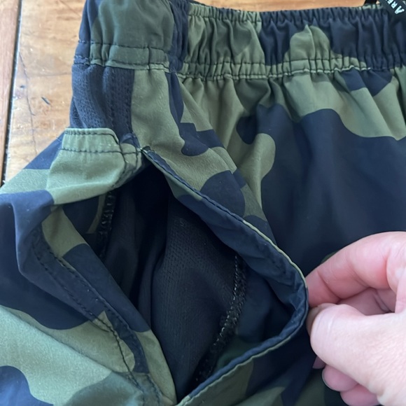 Athletic Arecon workout shorts size XL camo - Picture 13 of 15